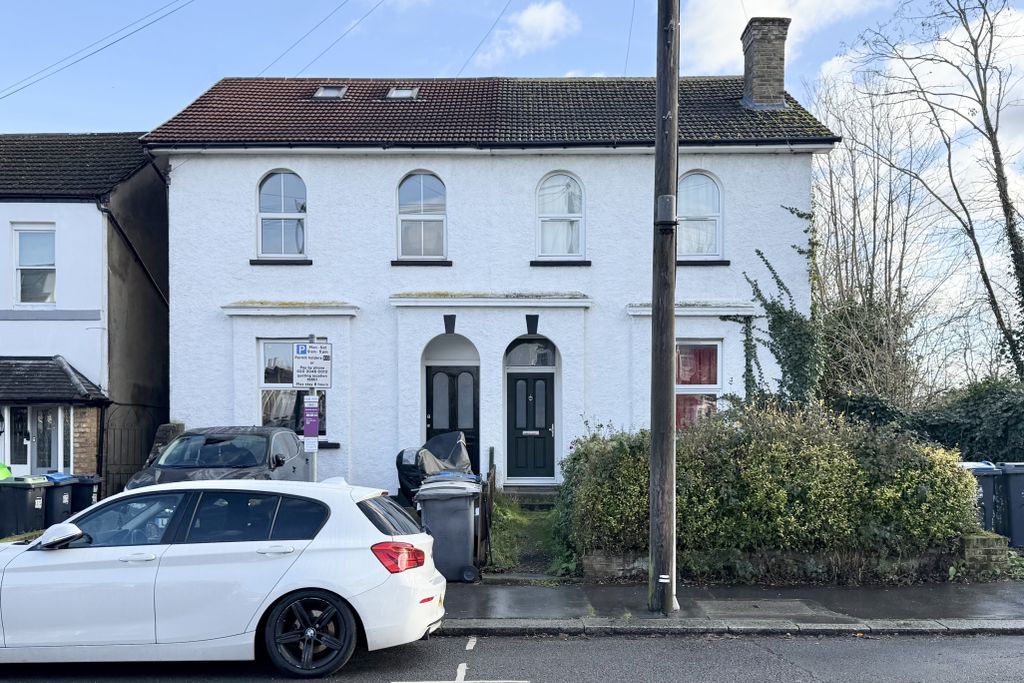 Property photo 1 of 8 1