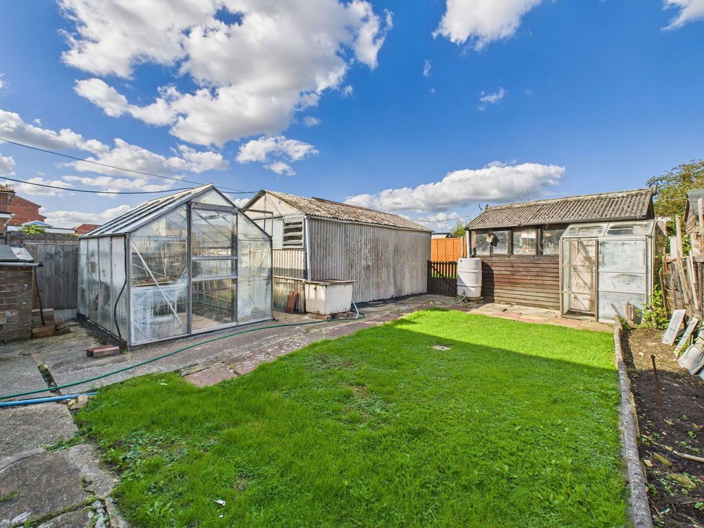 Property photo 2 of 15