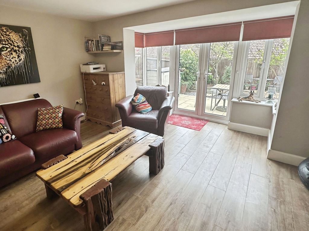 Property photo 2 of 15