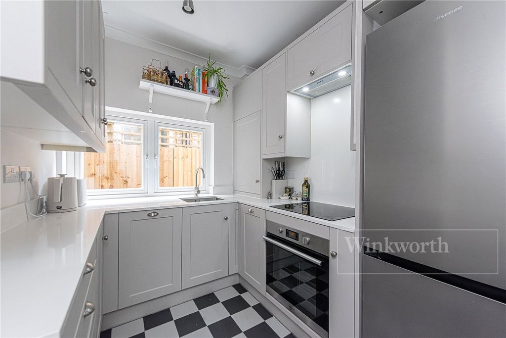 Property photo 3 of 10 Picture No. 06