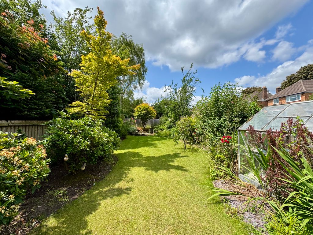 Property photo 2 of 14 Garden