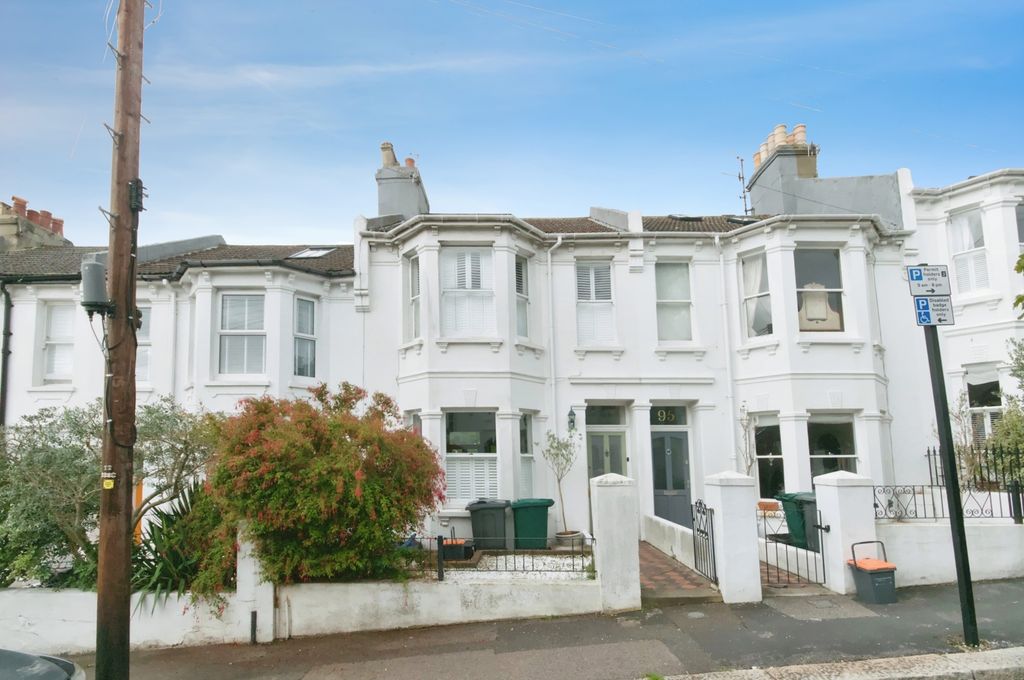 Property photo 1 of 36 Pbox-Img.Jpg