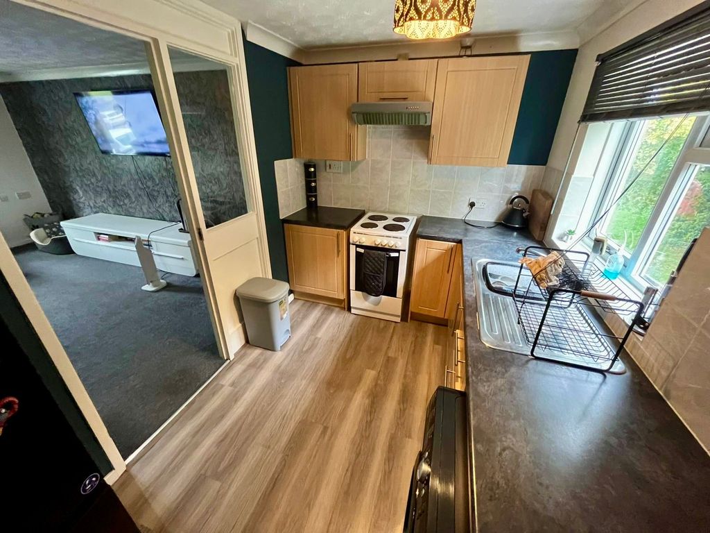 Property photo 3 of 10 Image