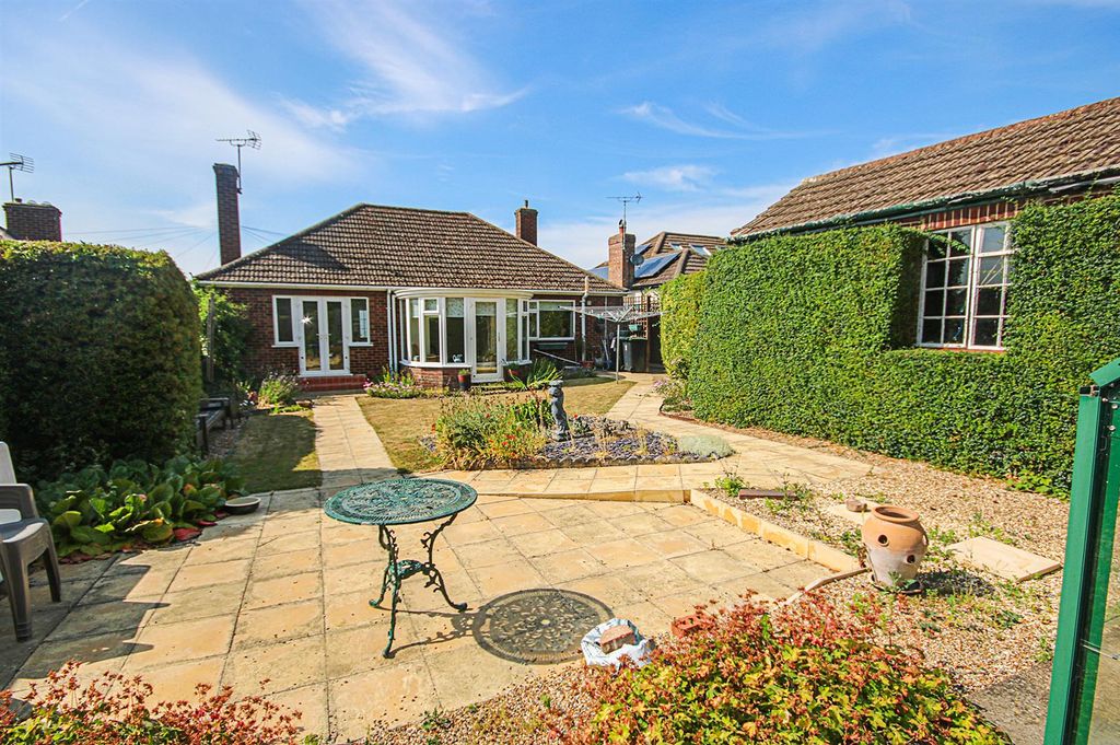 Property photo 2 of 13 Img_9064.Jpg