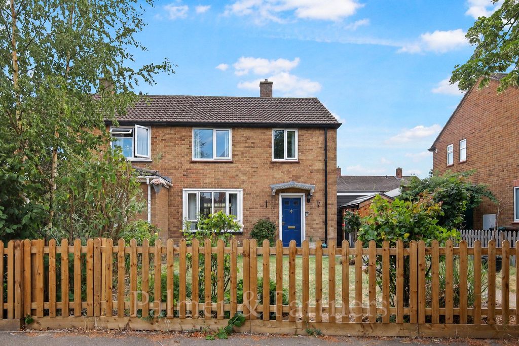 Property photo 1 of 17 External
