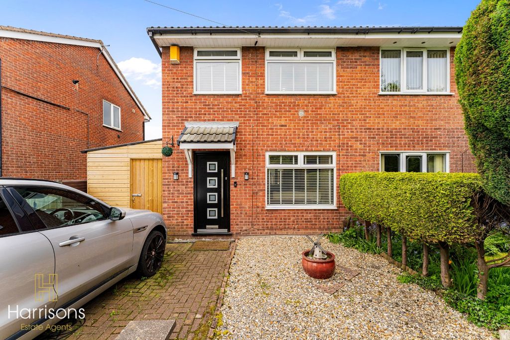 Property photo 1 of 46 5099991