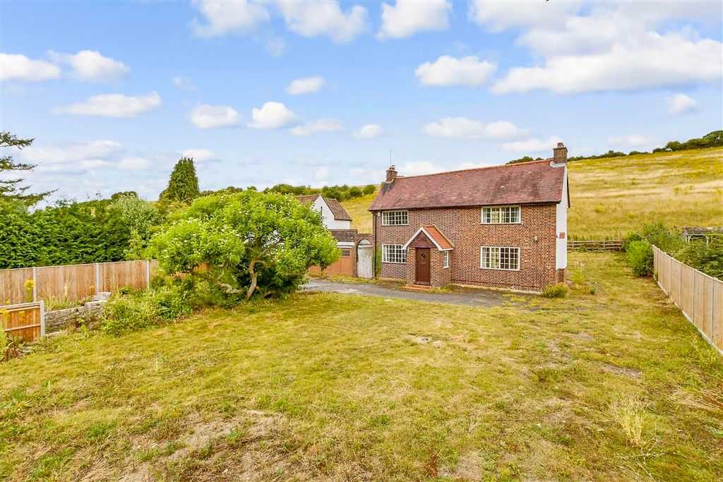 Property photo 2 of 10 External (Web)