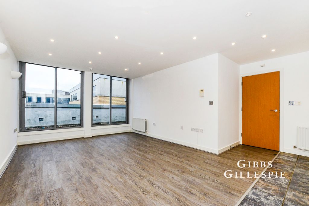 Property photo 1 of 12 Photo