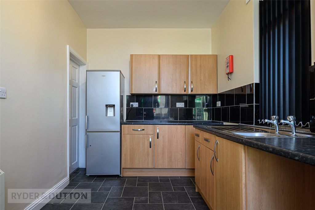 Property photo 3 of 15 Kitchen