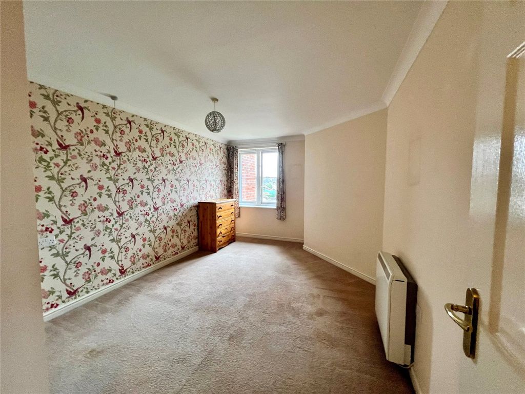 Property photo 3 of 4 Bedroom