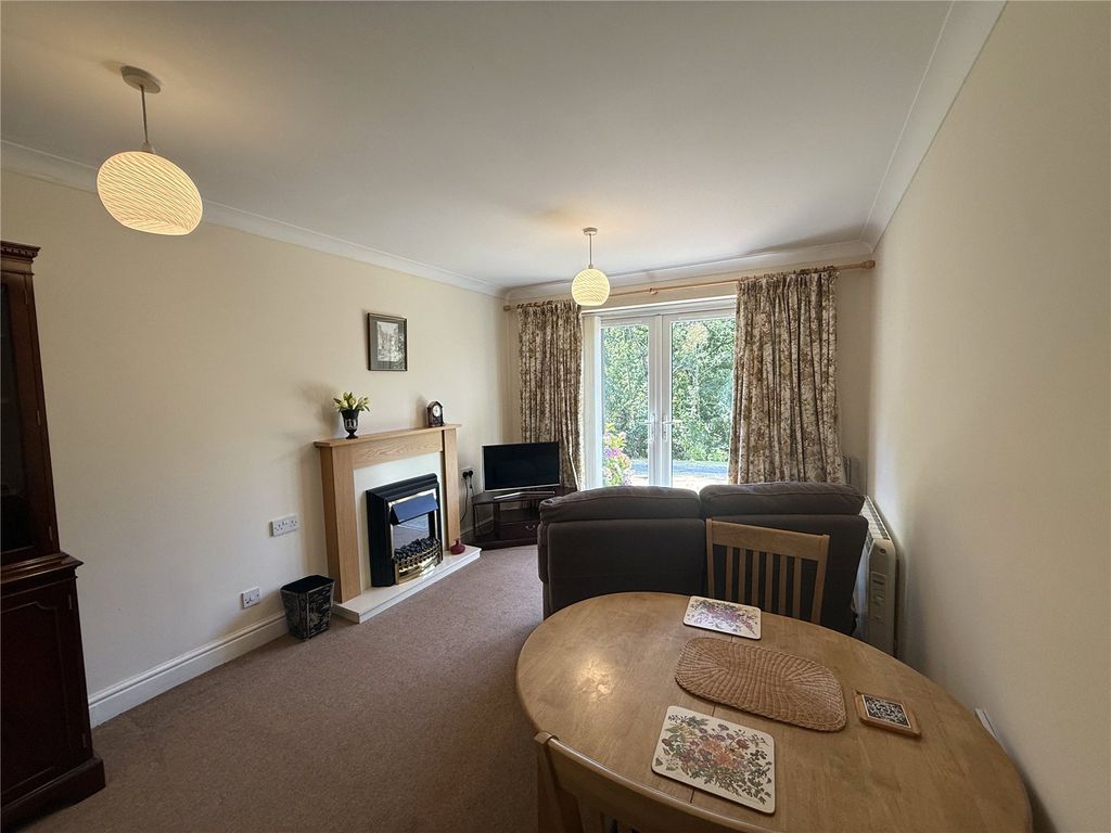 Property photo 3 of 15 Picture No. 06