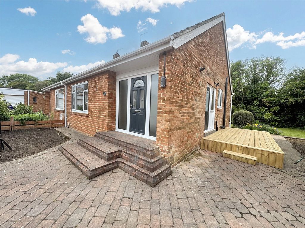 Property photo 2 of 17 Picture No. 08