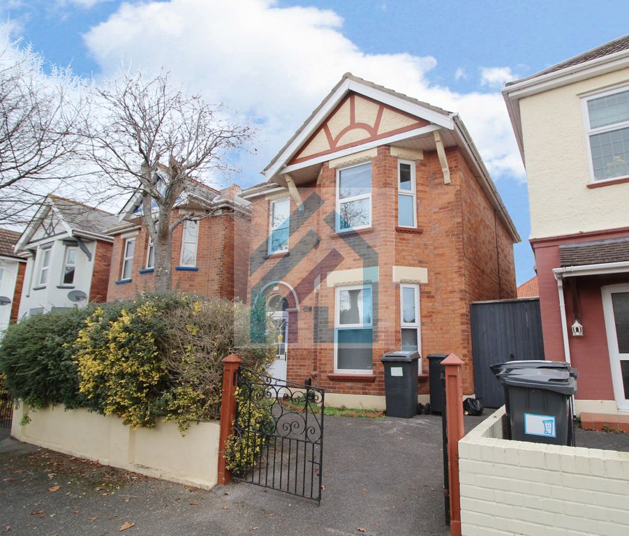 Property photo 1 of 14 Front 2