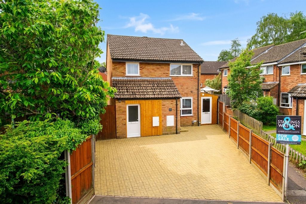 Property photo 1 of 27
