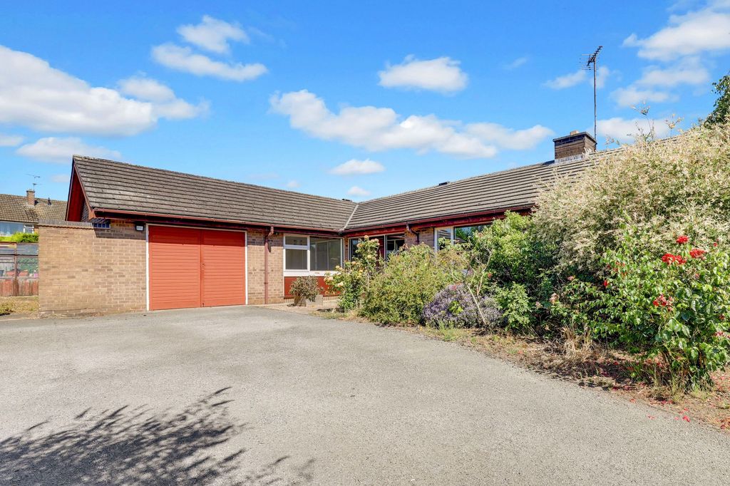 Property photo 1 of 25