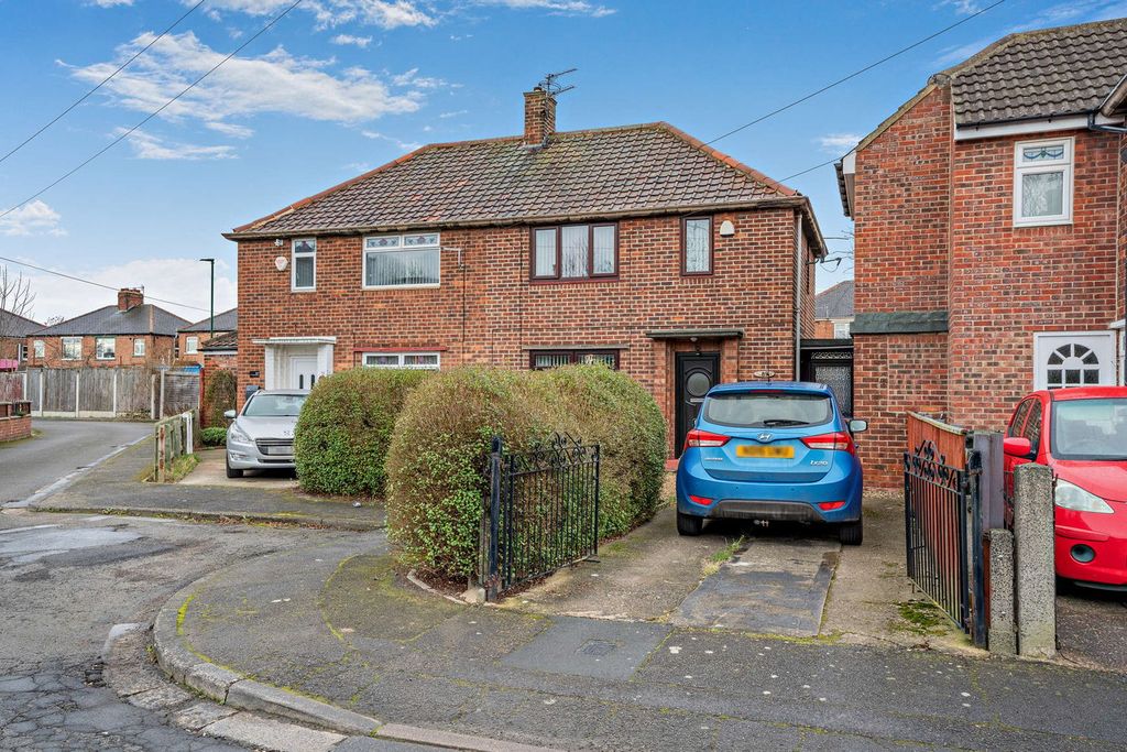 Property photo 1 of 24