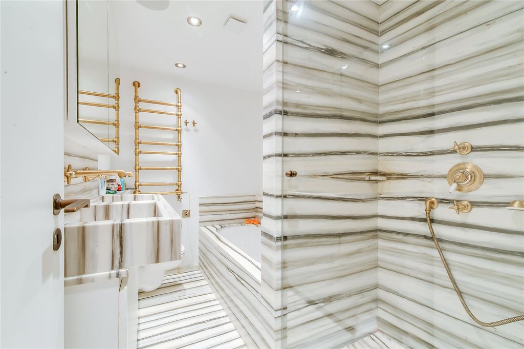 Property photo 2 of 7 First Floor