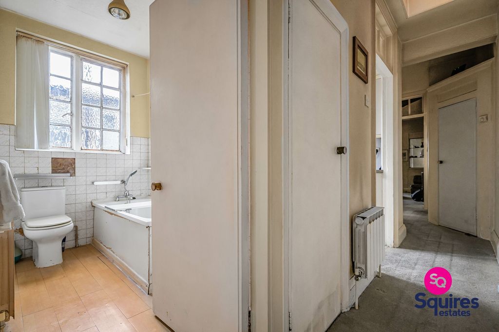 Property photo 1 of 22