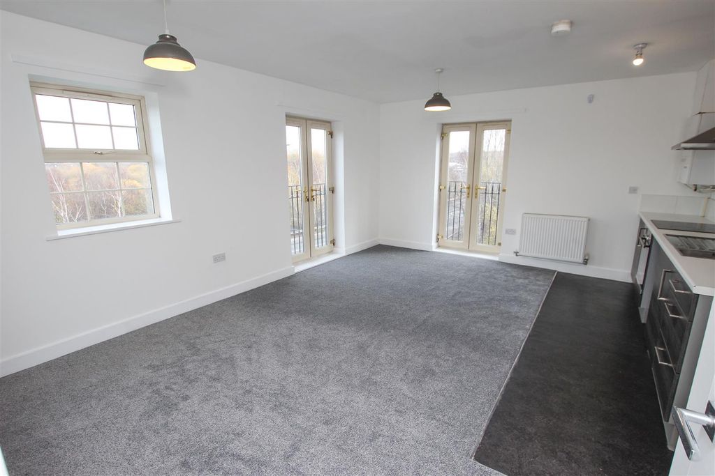 Property photo 2 of 14 Open Plan Living Kitchen