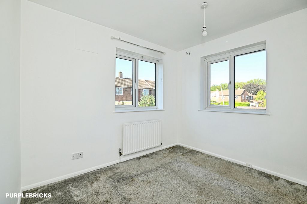 Property photo 3 of 21