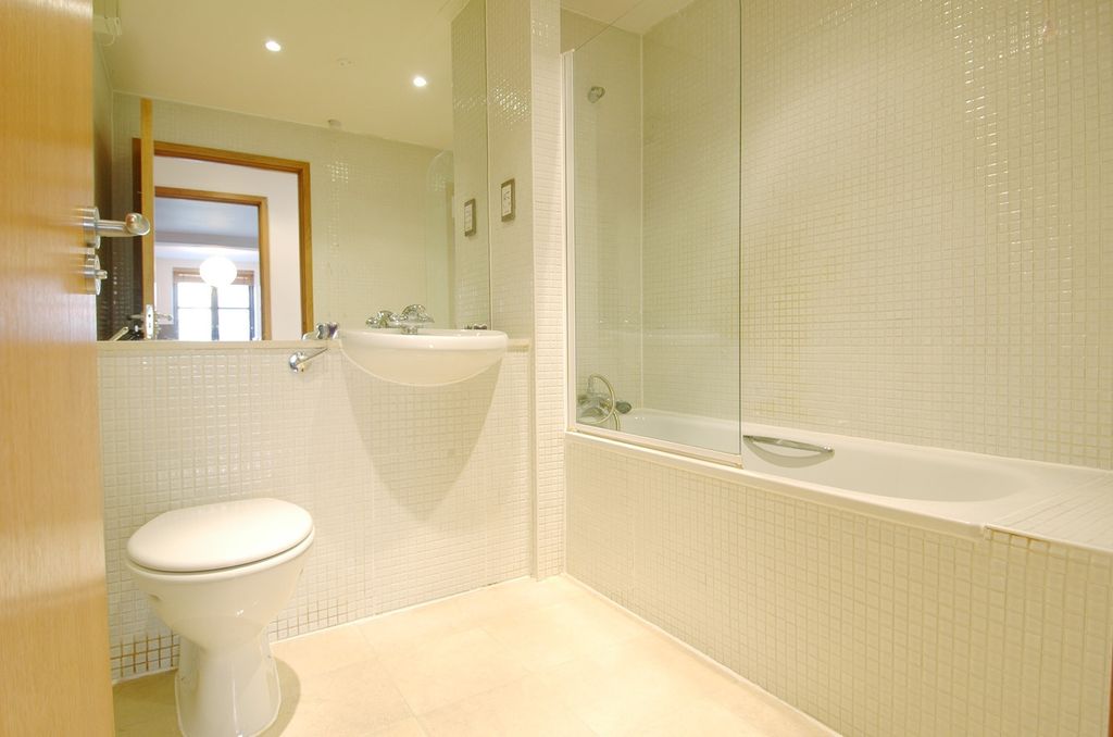 Property photo 3 of 4