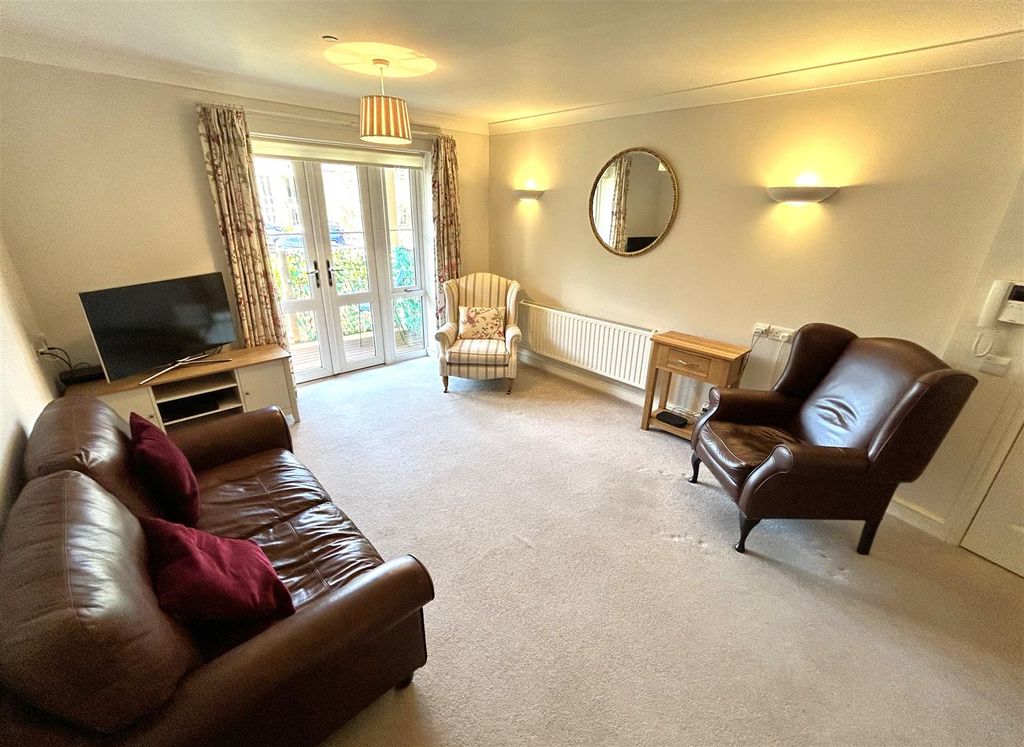 Property photo 2 of 13 Img_0563.Jpg