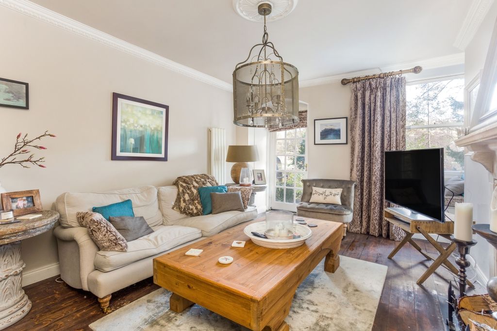 Property photo 2 of 15 Flat 13 273242 (5)