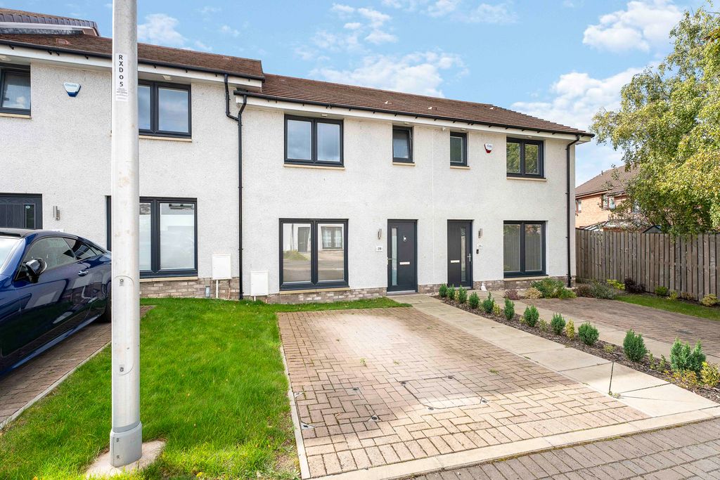 Property photo 1 of 34