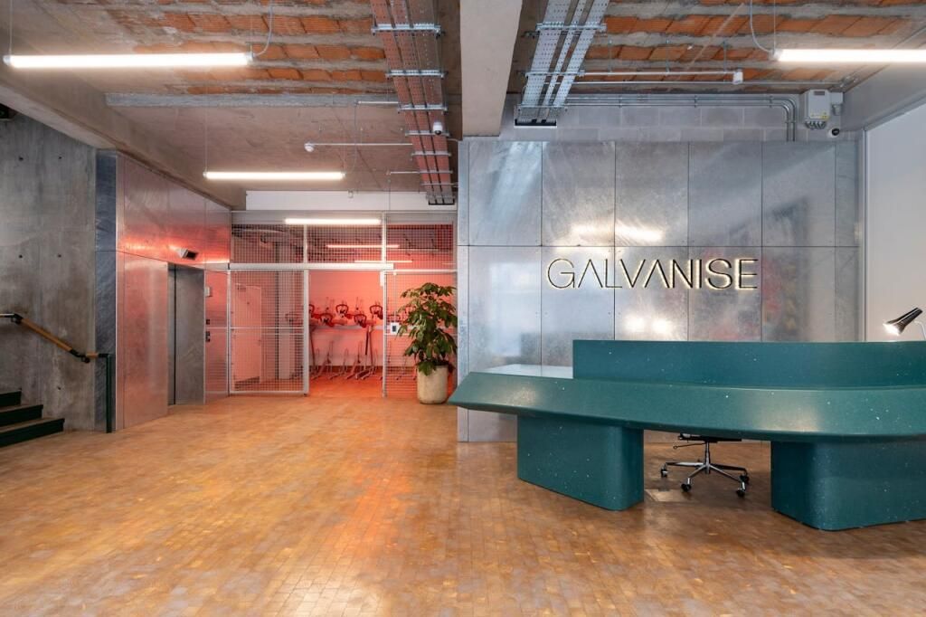 Property photo 2 of 9 Photo 3