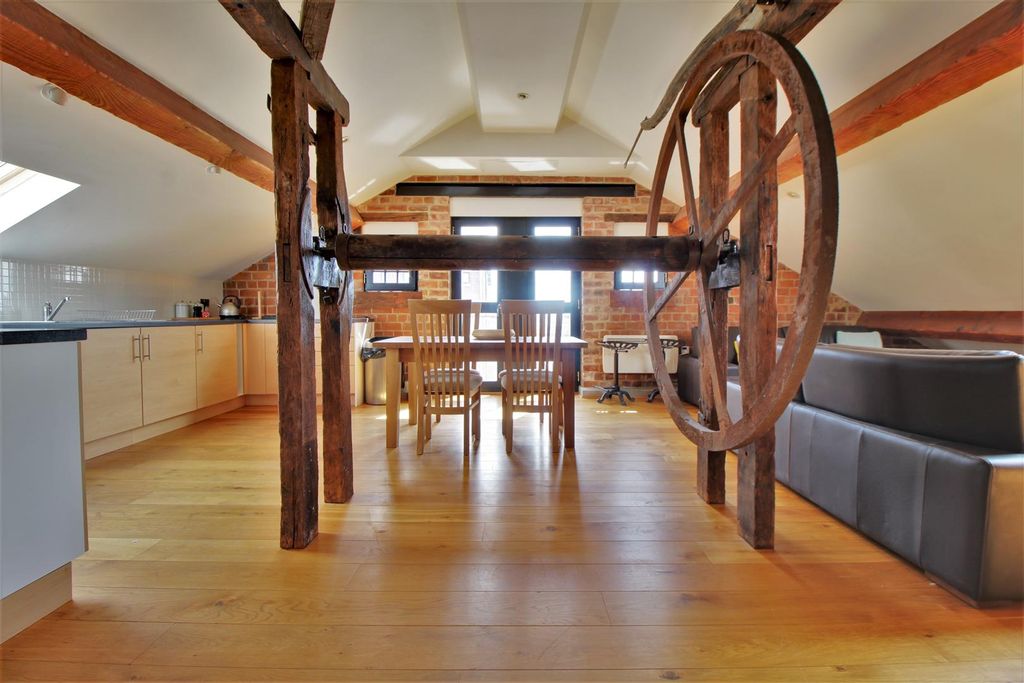 Property photo 2 of 13 Open Plan Living