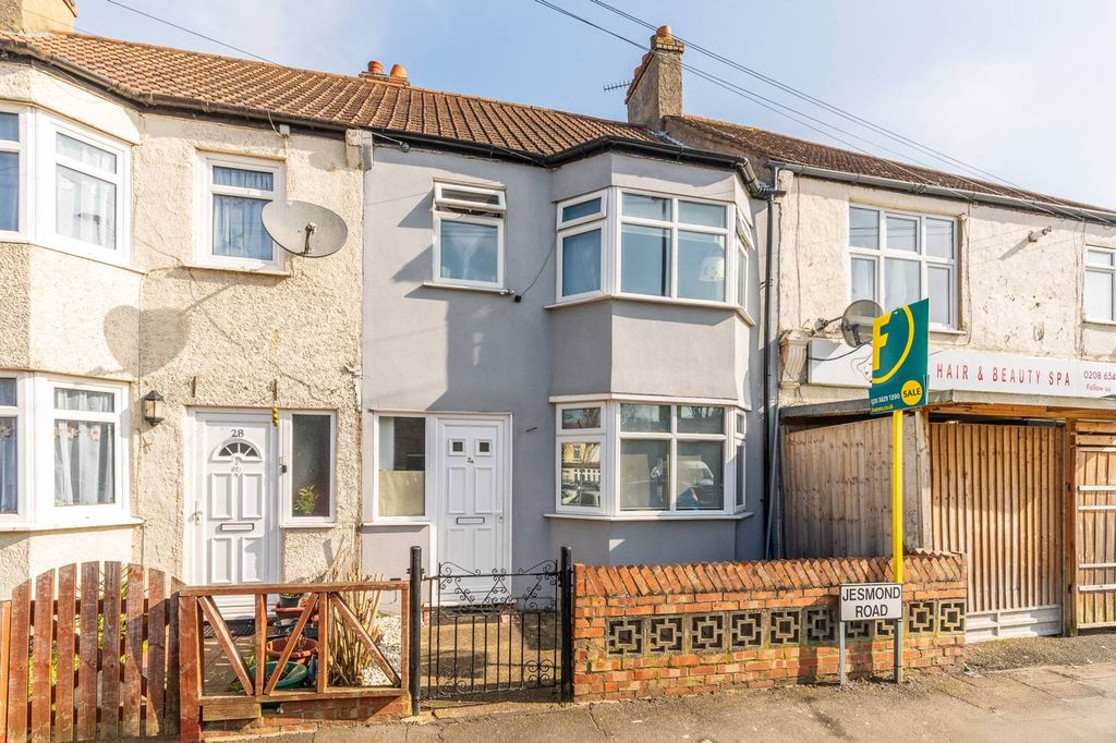 Property photo 1 of 8