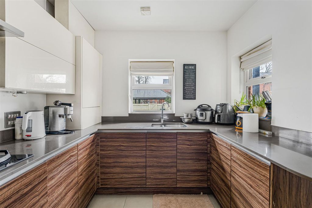 Property photo 2 of 20 14_75276.Jpg