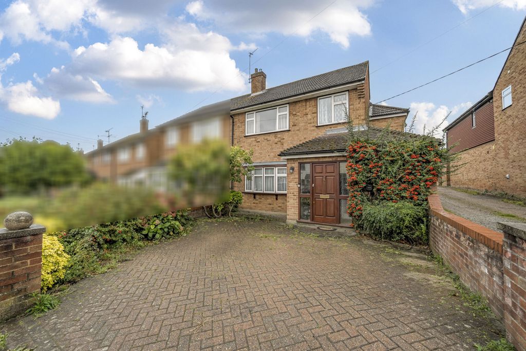 Property photo 1 of 24 External