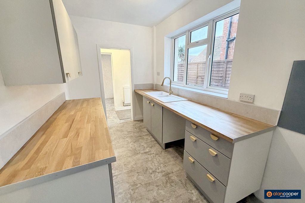 Property photo 3 of 19 3981177