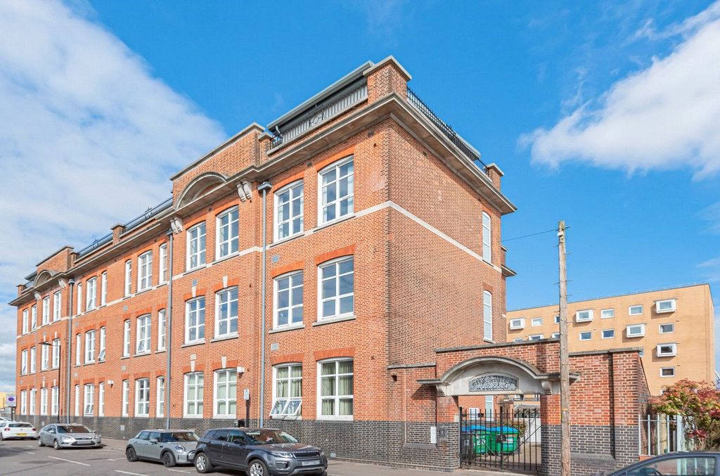 Property photo 1 of 12 Picture No. 15