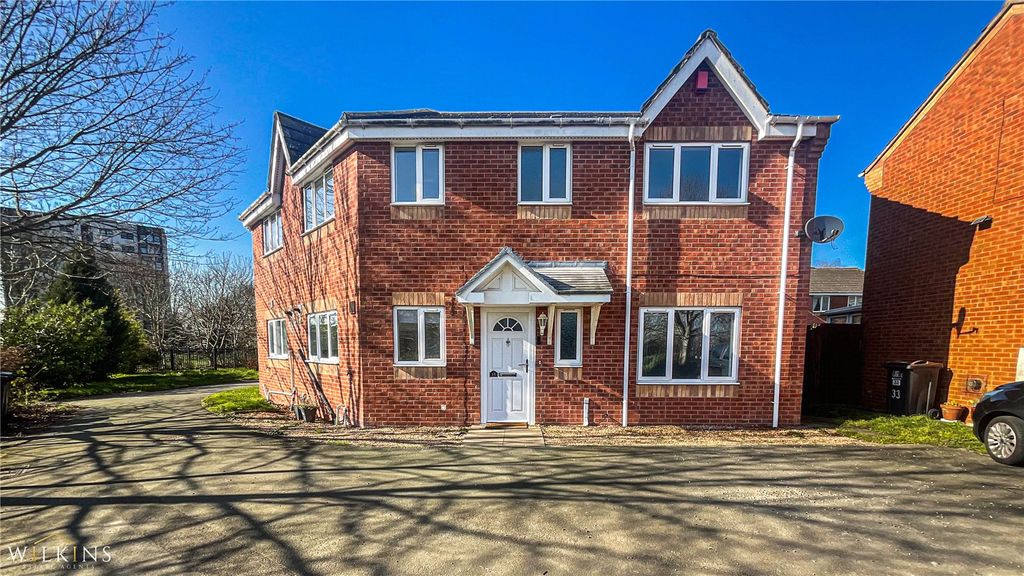 Property photo 2 of 23 Picture No. 25