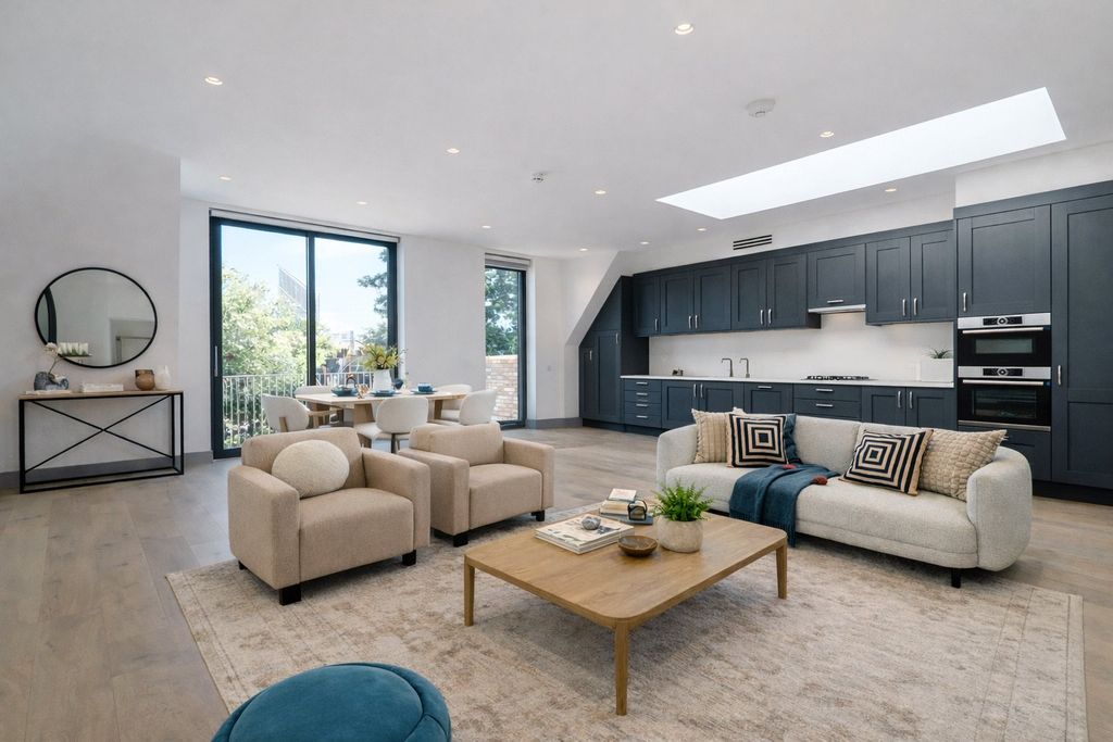 Property photo 2 of 11 Picture No. 19