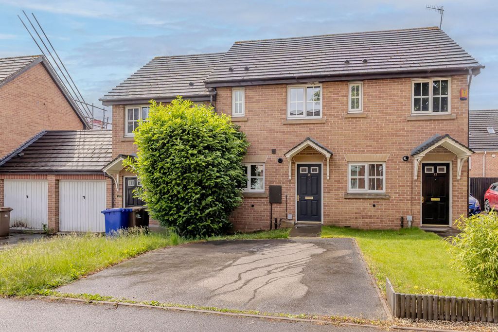 Property photo 1 of 18