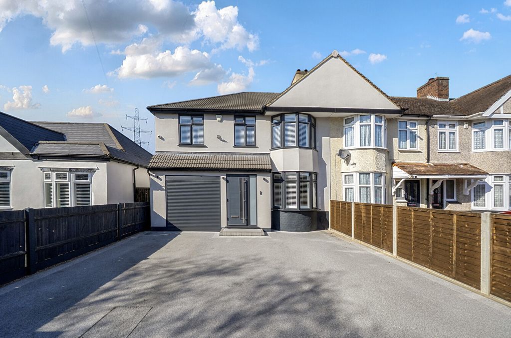 Property photo 1 of 22 Front