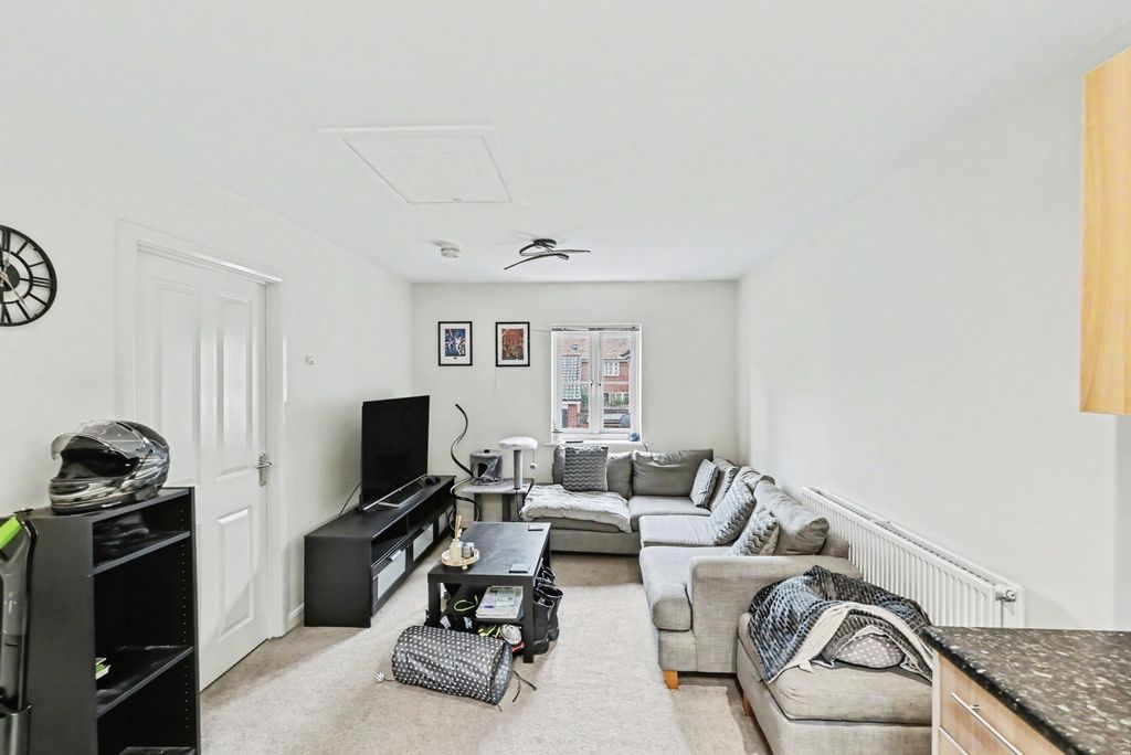 Property photo 2 of 8 Pbox-Img.Jpg