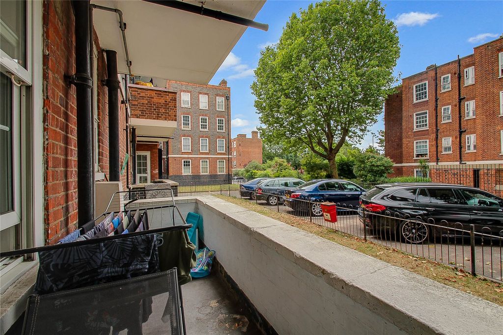 Property photo 3 of 10 Picture No. 09