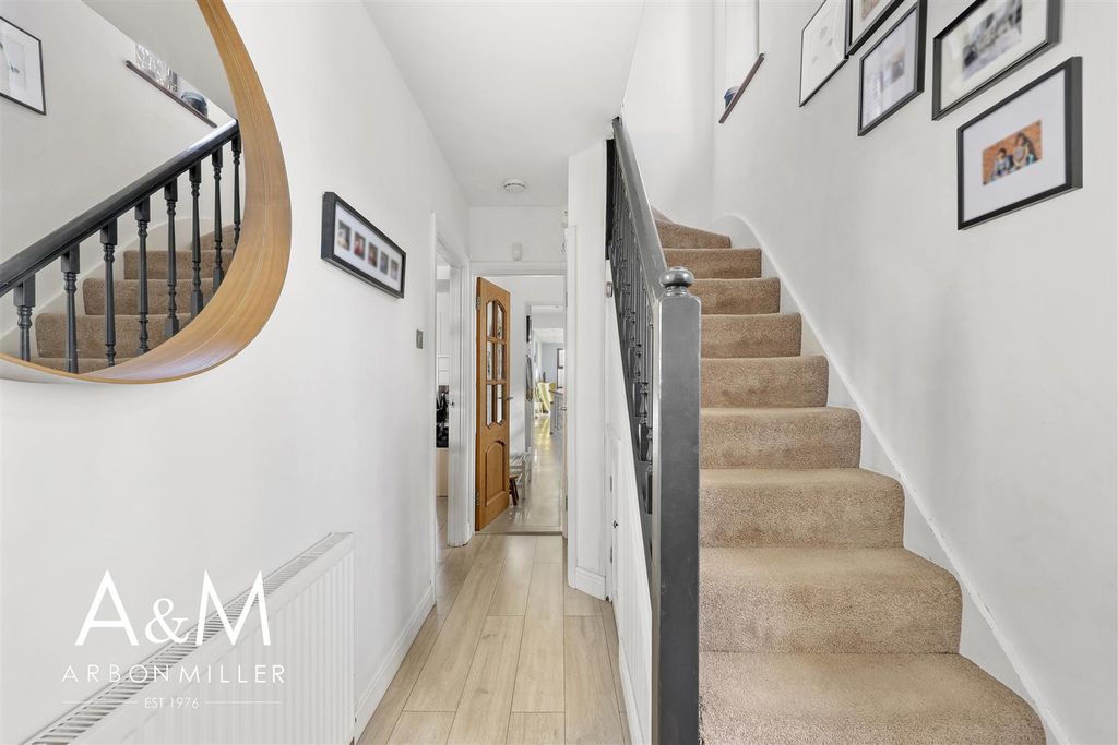 Property photo 3 of 31 4D4A1118.Jpg