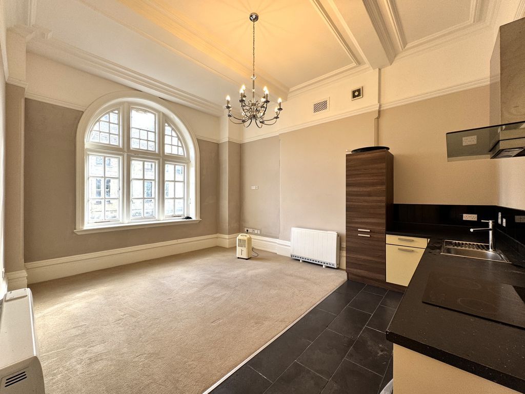 Property photo 2 of 14 Photo 10