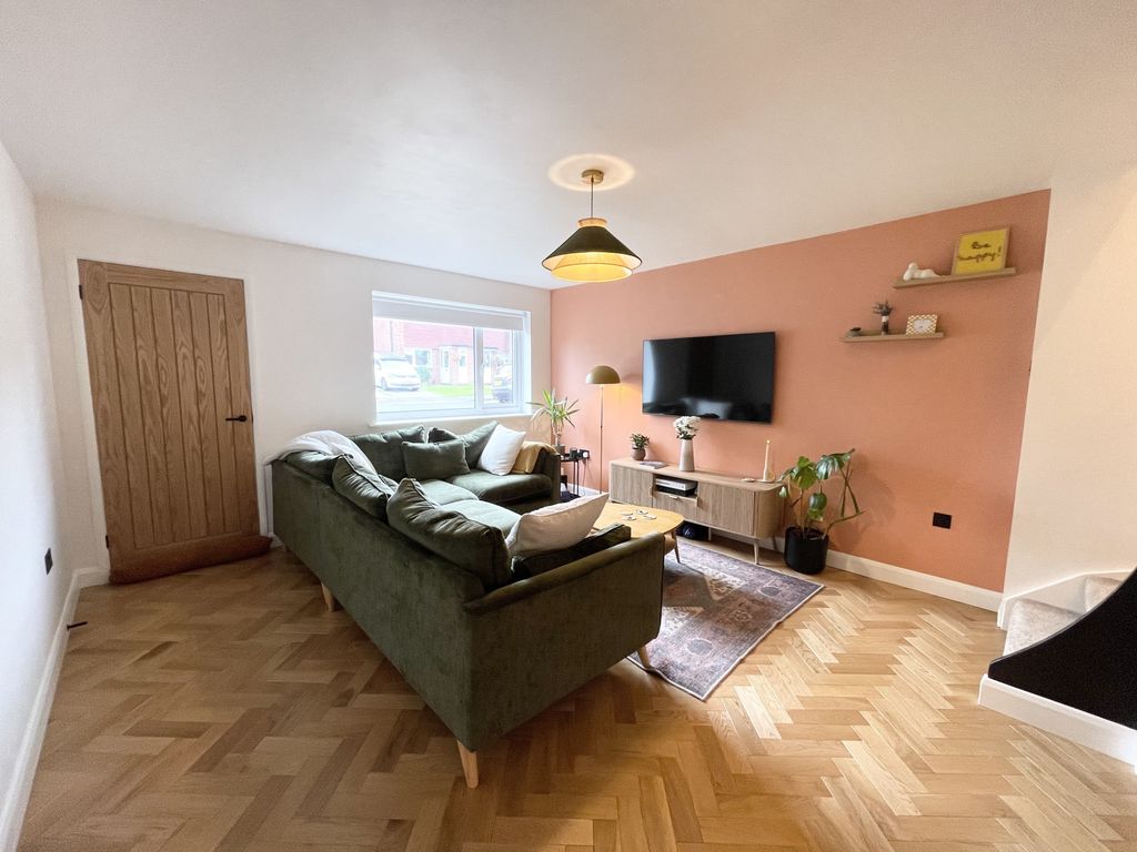 Property photo 3 of 15