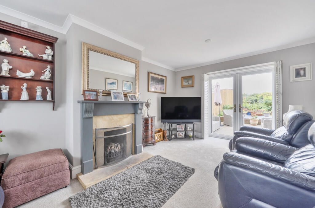 Property photo 3 of 17 Photo 2