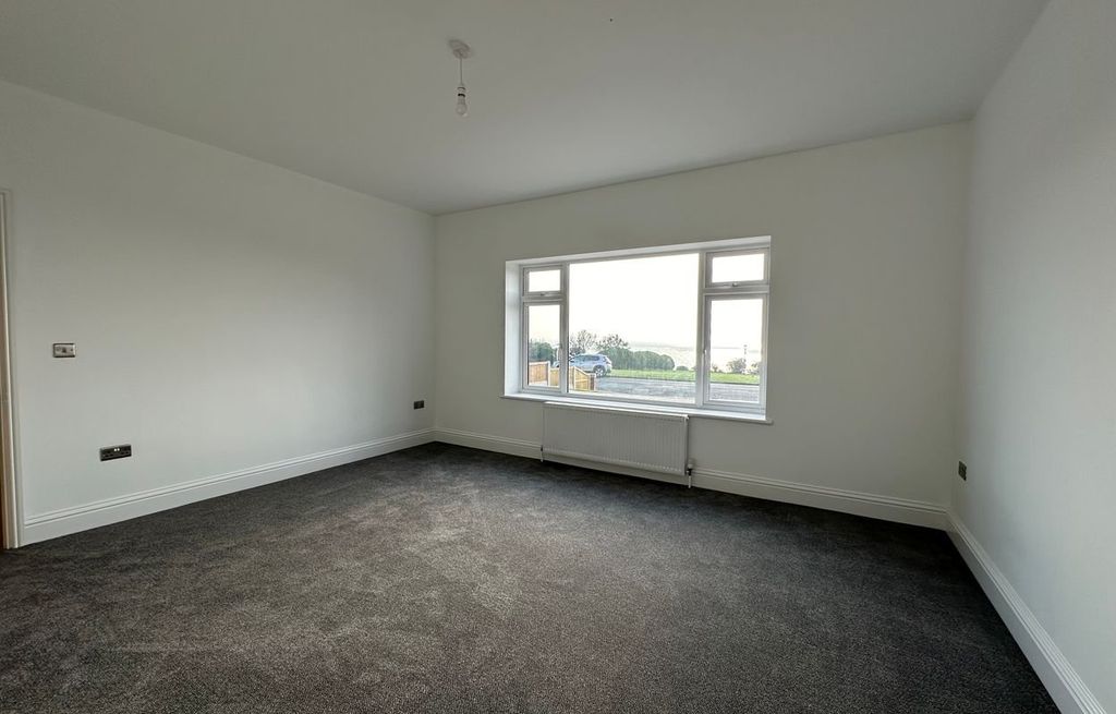 Property photo 2 of 21 Picture 2