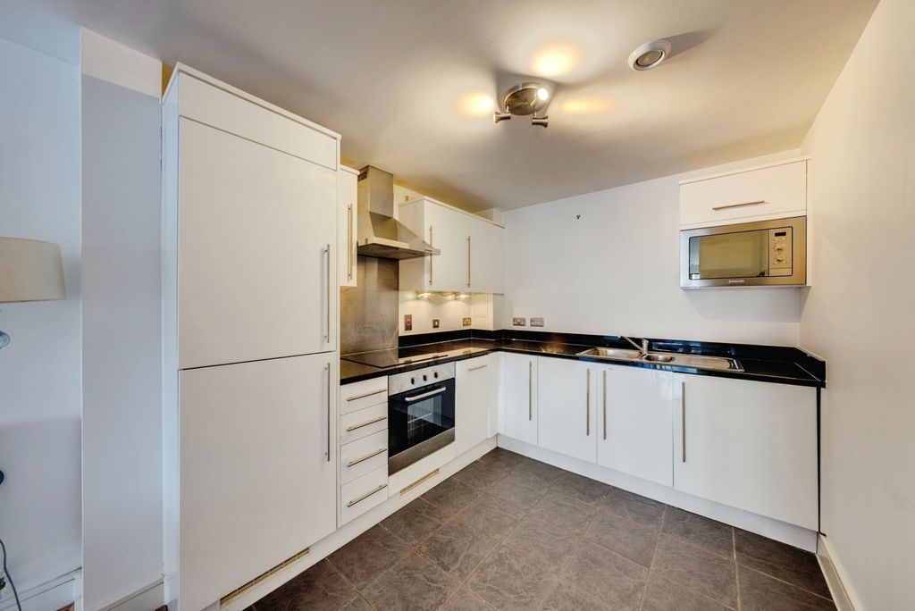 Property photo 1 of 17 Pbox-Img.Jpg