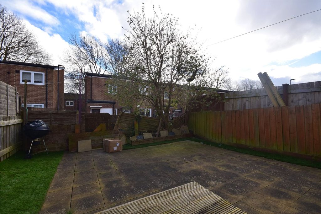 Property photo 2 of 2 Garden