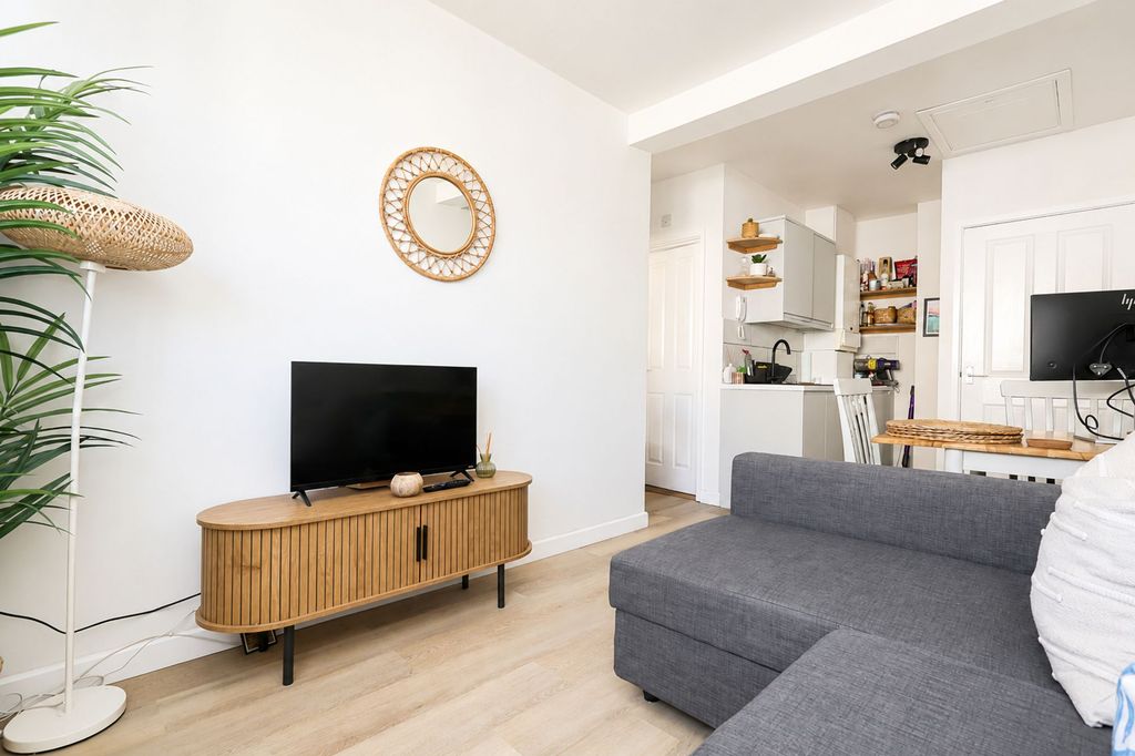 Property photo 2 of 14 Open Plan Lounge/Diner/Kitchen