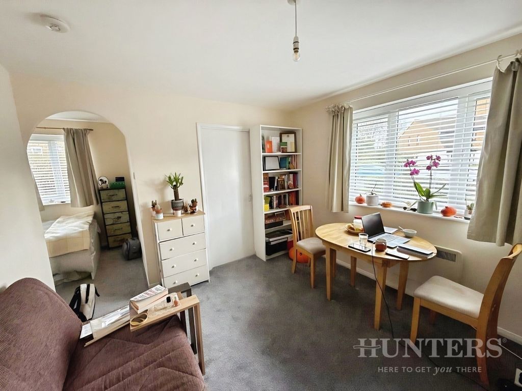 Property photo 2 of 5 Pbox-Img.Jpg
